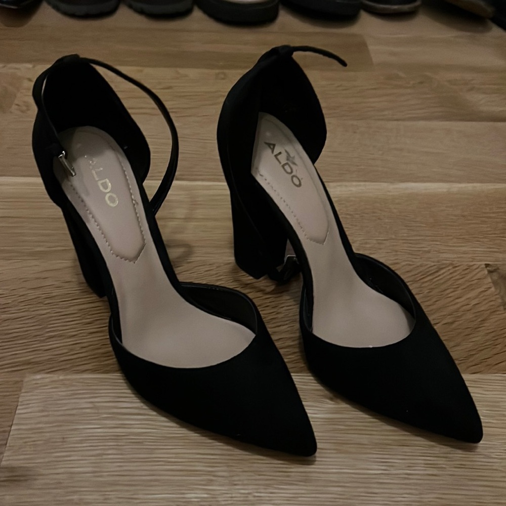 Aldo Black Pumps